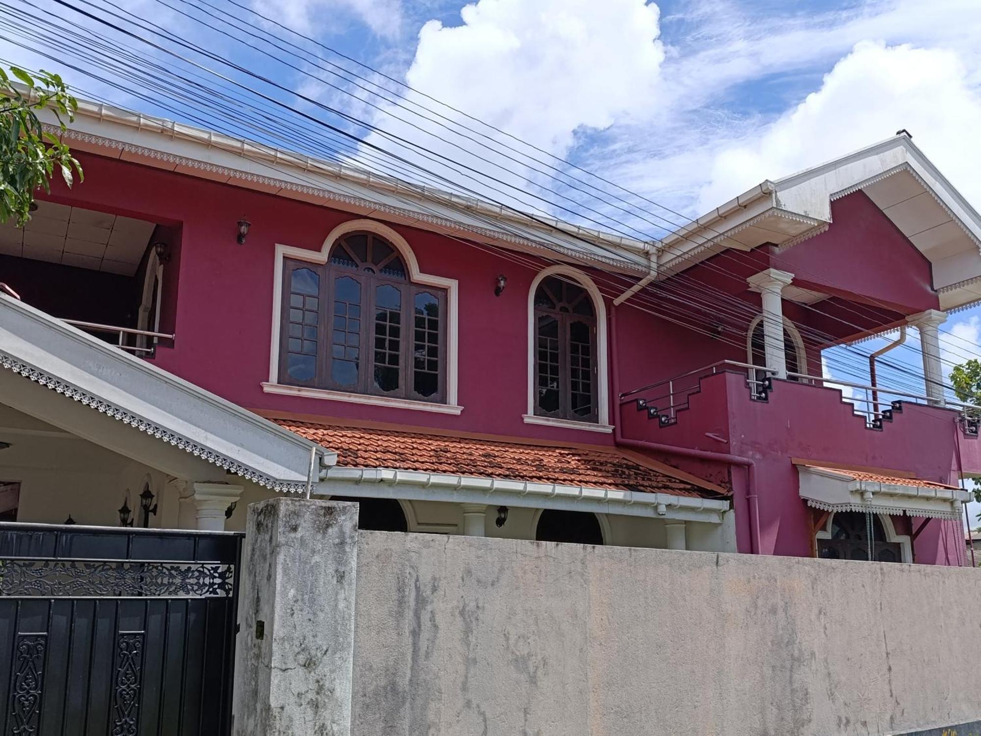 S And P Airport Transit Hostel And Villa 01 Negombo Buitenkant foto